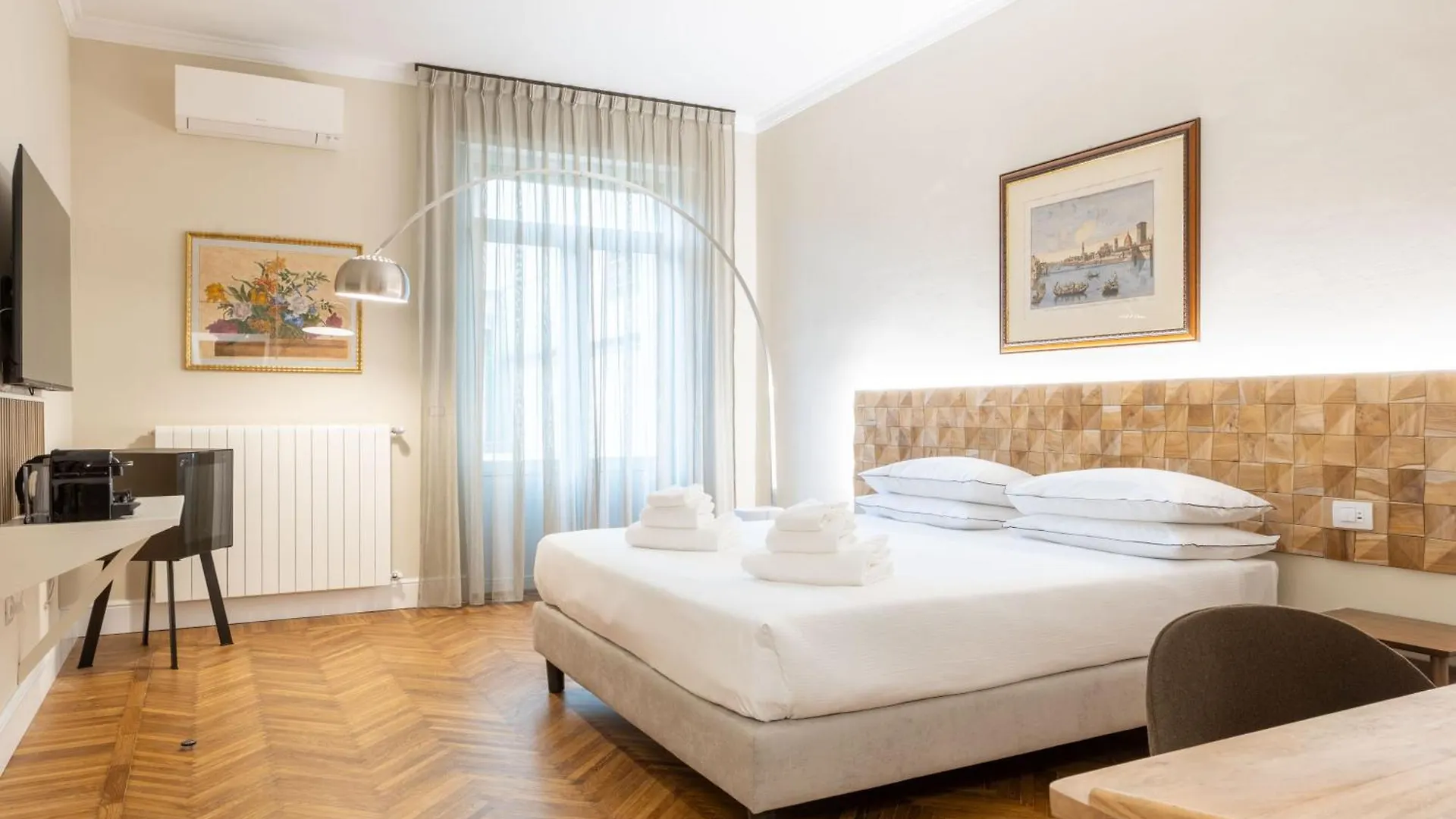Pier Capponi 17 Rooms & Suites Florens