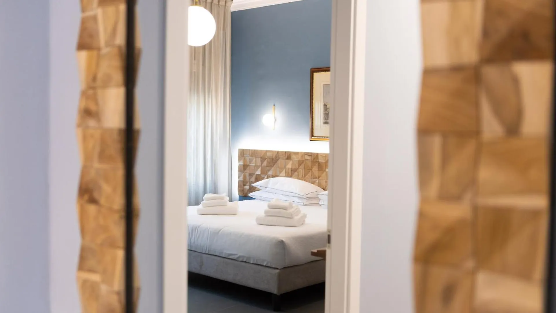 Guest house Pier Capponi 17 Rooms & Suites Florence Italy