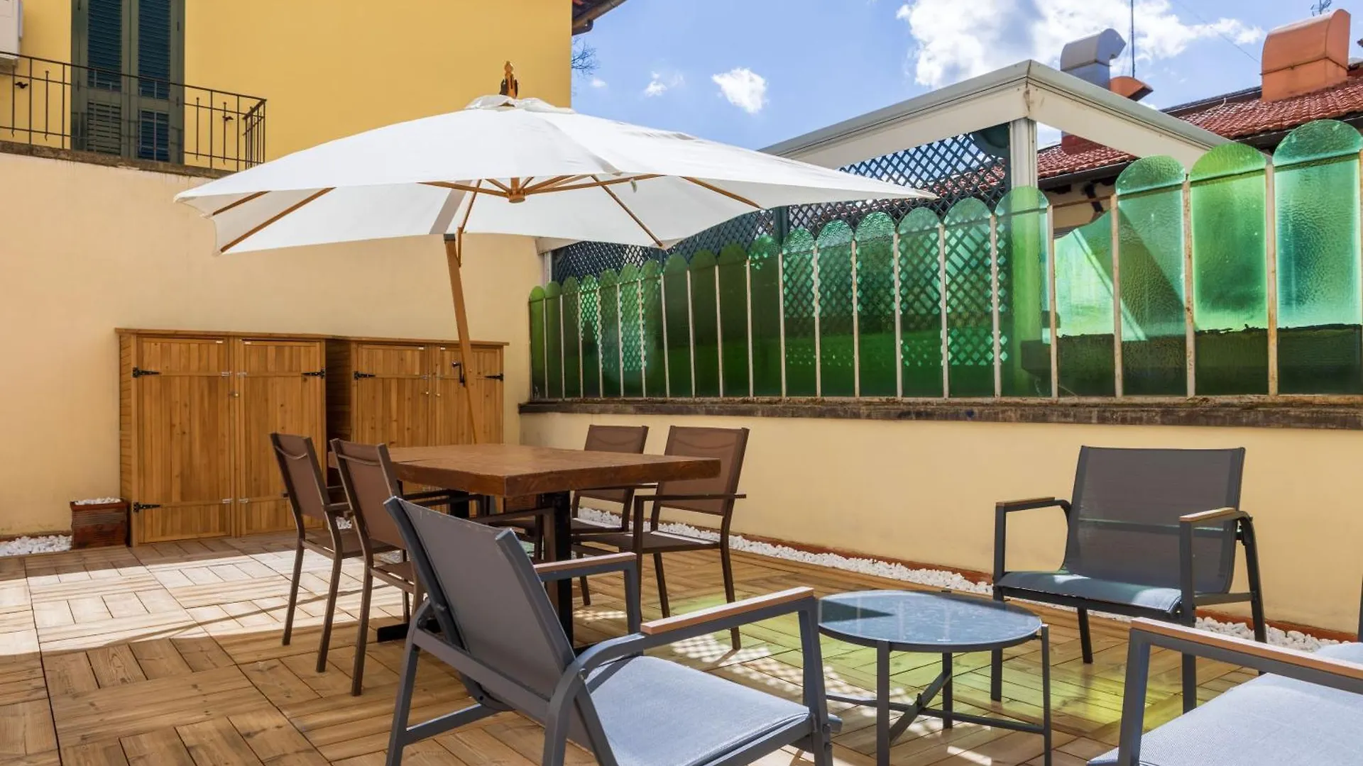 Pier Capponi 17 Rooms & Suites Florence Italy